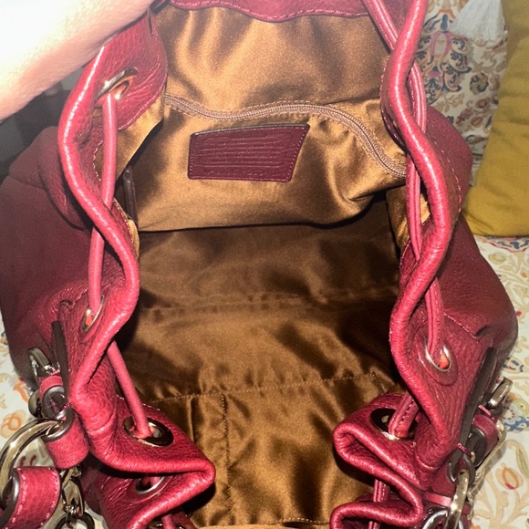 COACH MADISON PINNACLE LEATHER LARGE DRAWSTRING SHOULDER BAG 26343 - Picture 4 of 5